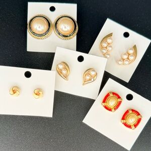 Elegant Gold and Pearl Women Earrings Set